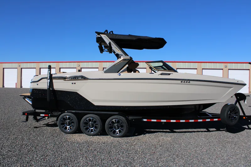 Slide: The Image of MasterCraft XStar 25 2026 - 1