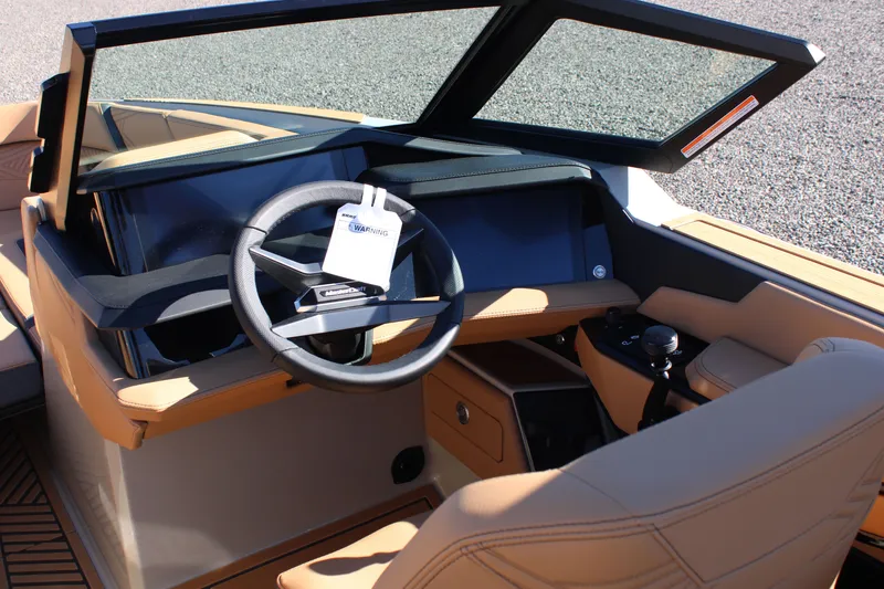 Slide: The Image of MasterCraft XStar 25 2026 - 5