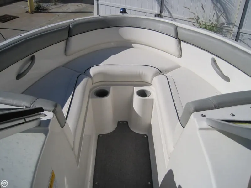 Slide: The Image of Bayliner 190 BR 2013 - 9
