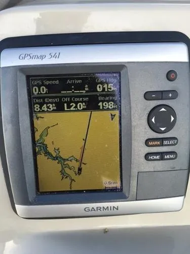 Slide: The Image of Sea Ray 240 Sundancer with trailer - Certified Preowned 2013 - 6