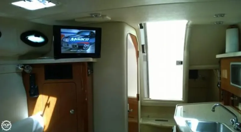 Slide: The Image of Regal 2765 Commodore 2005 - 8