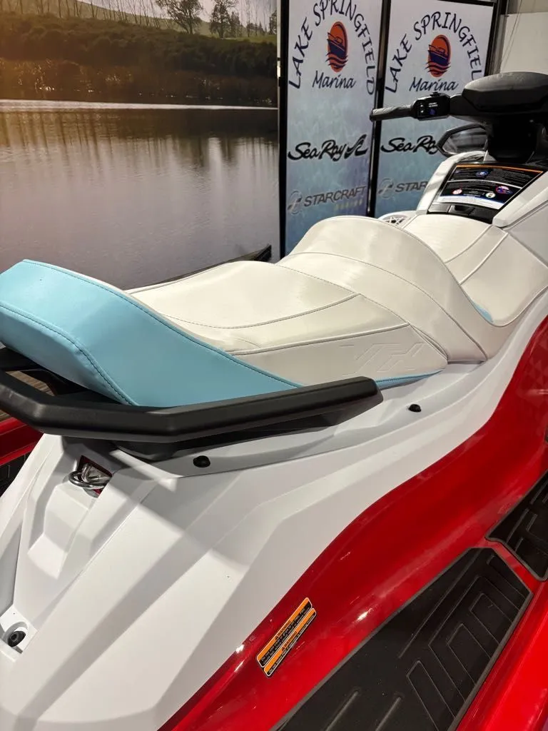 Slide: The Image of Yamaha VX Limited 2025 - 13