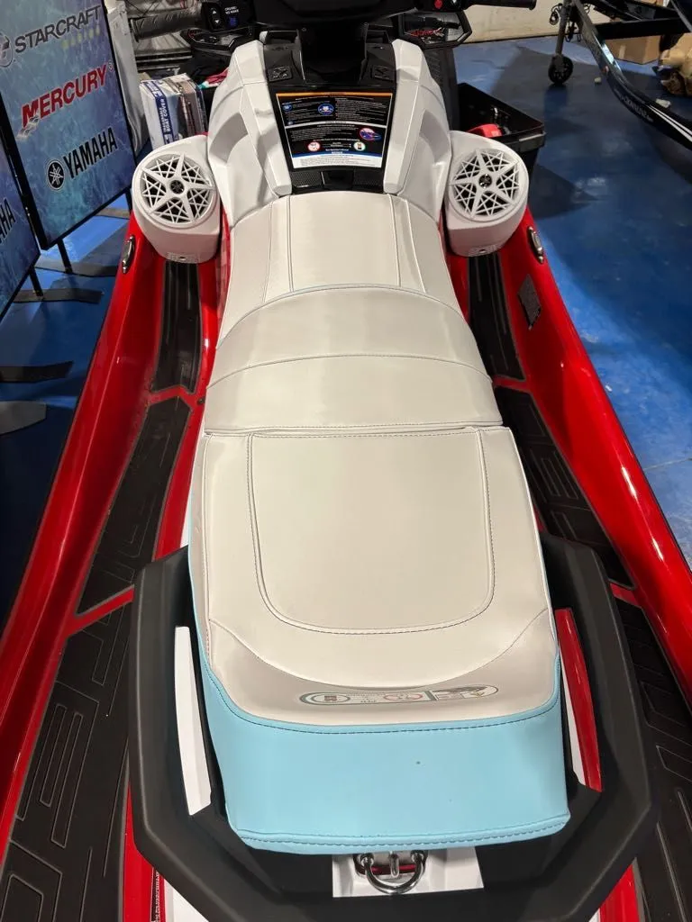 Slide: The Image of Yamaha VX Limited 2025 - 4