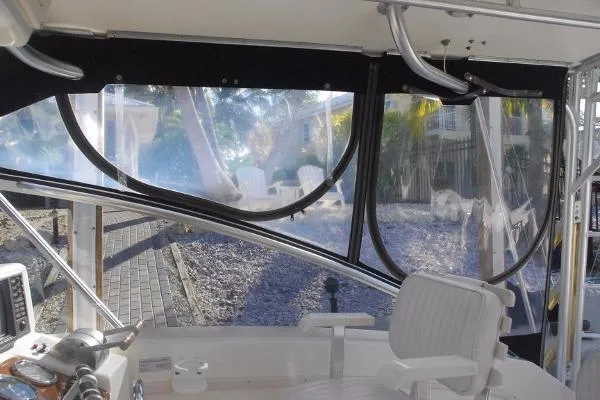 Slide: The Image of Albemarle 320 Express Fisherman 2001 - 4