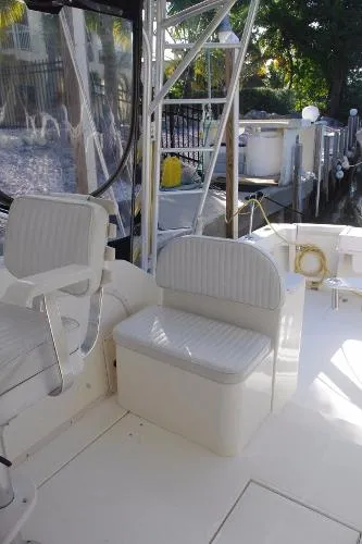 Slide: The Image of Albemarle 320 Express Fisherman 2001 - 5