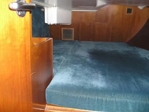 Slide: The Image of Beneteau Oceanis 411 1998 - 10