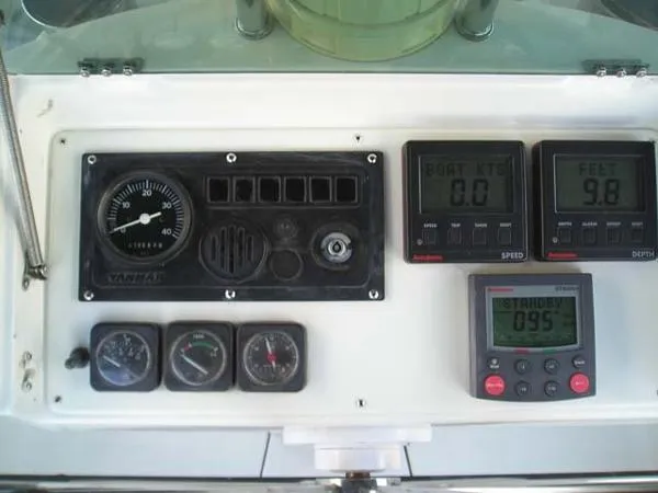 Slide: The Image of Beneteau Oceanis 411 1998 - 7
