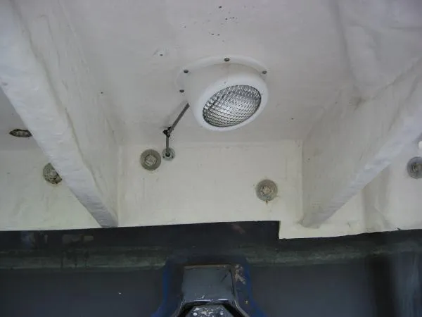 Slide: The Image of Sea Ray Sundancer 300 DA 2006 - 7