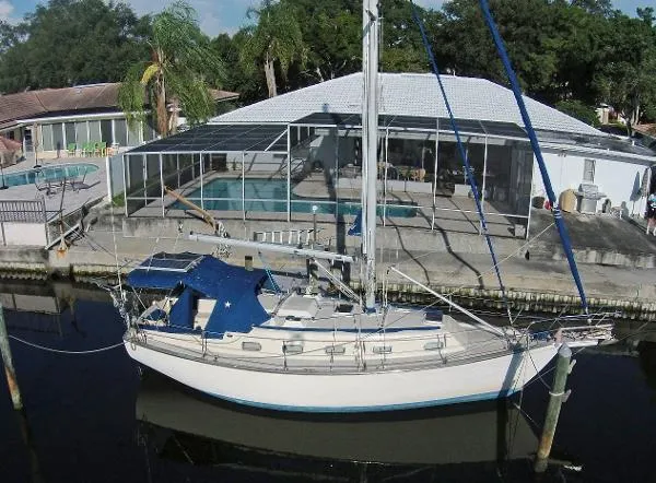 Slide: The Image of Island Packet Cutter 1990 - 1