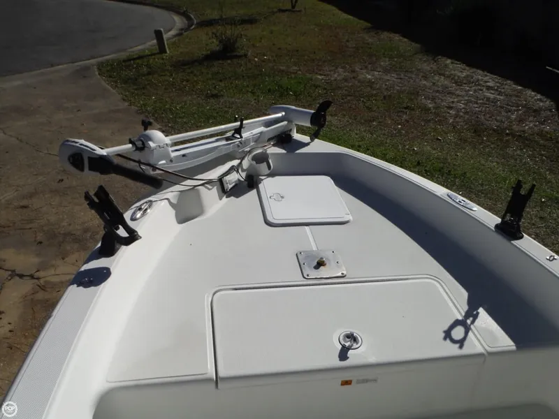 Slide: The Image of Fish Hawk 200 BF 2002 - 4