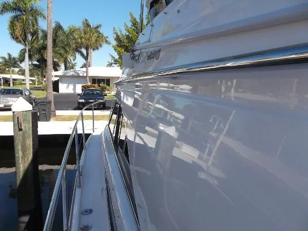 Slide: The Image of Viking Sport Cruiser Flybridge 2000 - 10