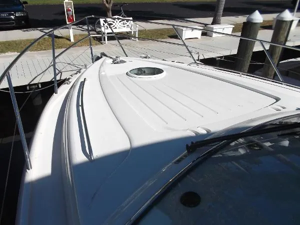 Slide: The Image of Viking Sport Cruiser Flybridge 2000 - 11
