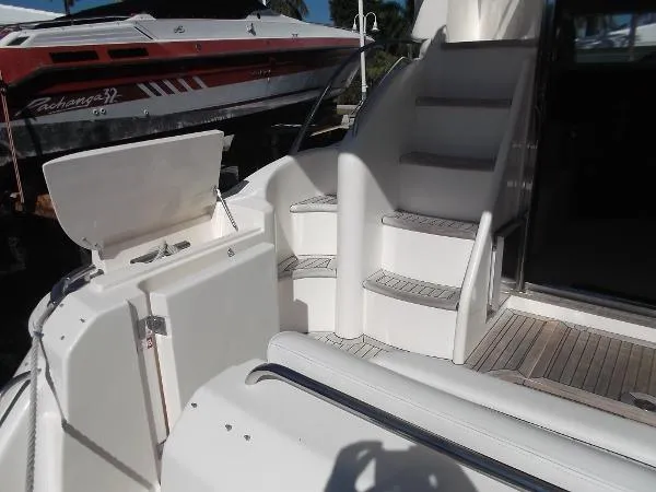 Slide: The Image of Viking Sport Cruiser Flybridge 2000 - 2