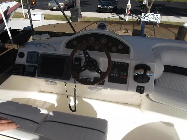 Slide: The Image of Viking Sport Cruiser Flybridge 2000 - 9