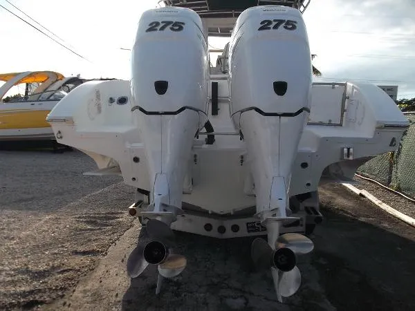 Slide: The Image of Fountain 33 Sportfish Cruiser 2006 - 6