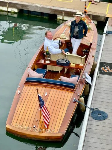 Slide: The Image of 1978 Custom Slipper Boat - Image 6 - 6