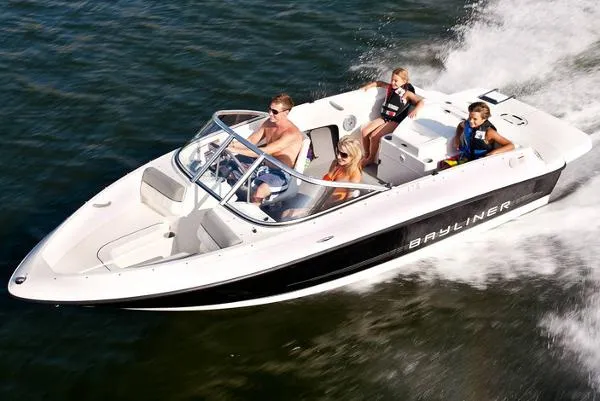 Slide: The Image of Bayliner 175 Bowrider 2013 - 0