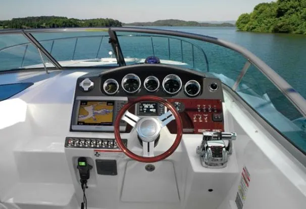 Slide: The Image of Sea Ray 310 Sundancer 2011 - 3