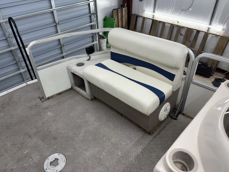 Slide: The Image of Fisher Boats 180 2006 - 16