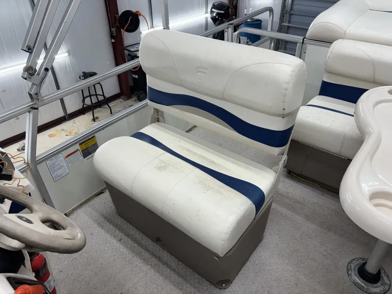 Slide: The Image of Fisher Boats 180 2006 - 7