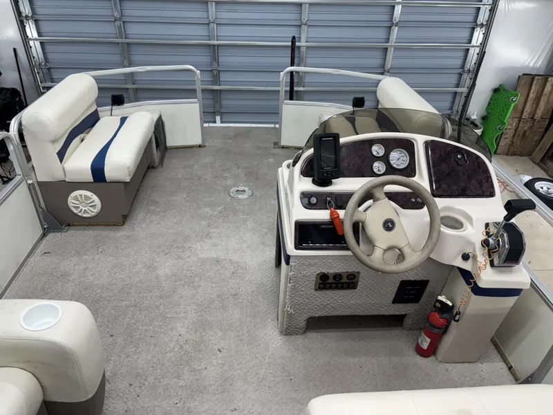 Slide: The Image of Fisher Boats 180 2006 - 9