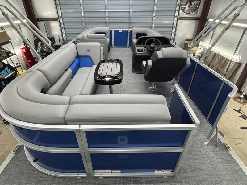 Slide: The Image of Sun Tracker Party Barge 20 DLX 2026 - 13