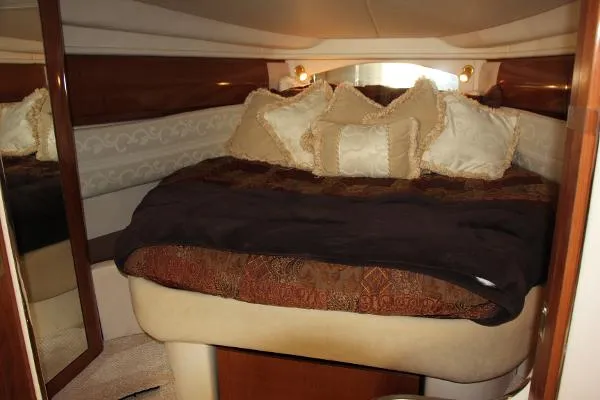Slide: The Image of Sea Ray 360 Sundancer 2003 - 8