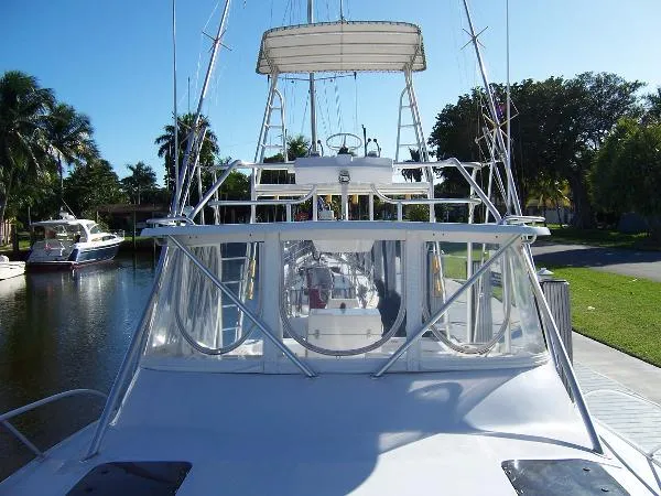 Slide: The Image of Luhrs Express Sportfish 1998 - 8