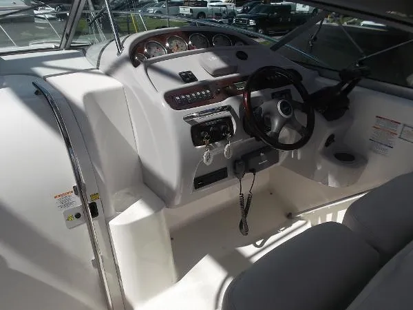 Slide: The Image of Chaparral 290 Signature 2006 - 6