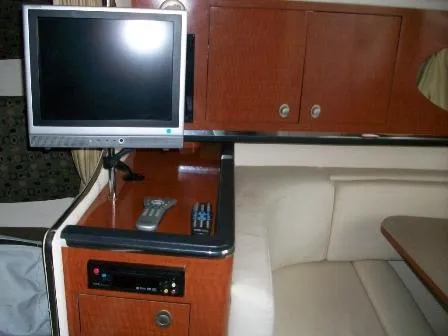 Slide: The Image of Sea Ray 290 Amberjack 2005 - 6