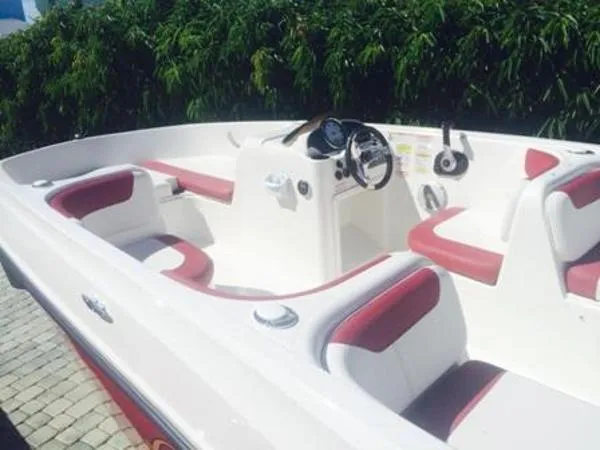 Slide: The Image of Bayliner Element XL 2014 - 10