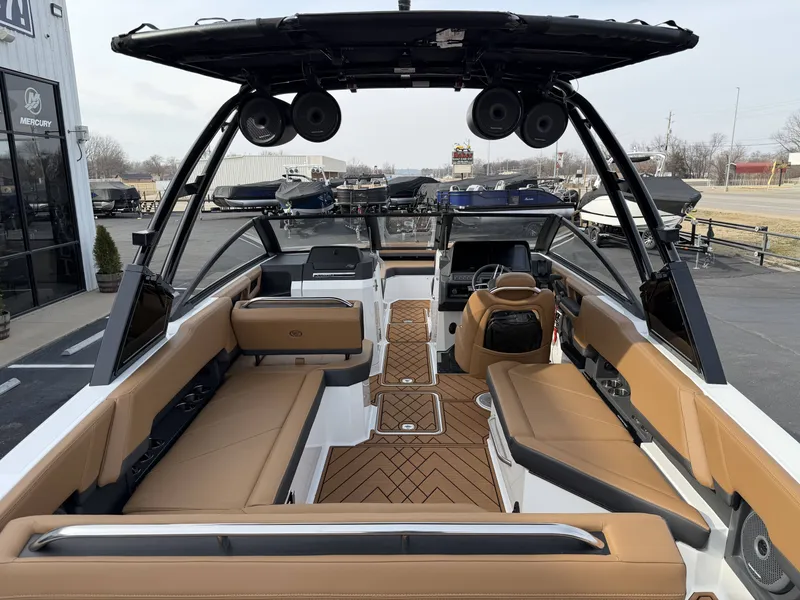 Slide: The Image of Cobalt R8 2026 - 11