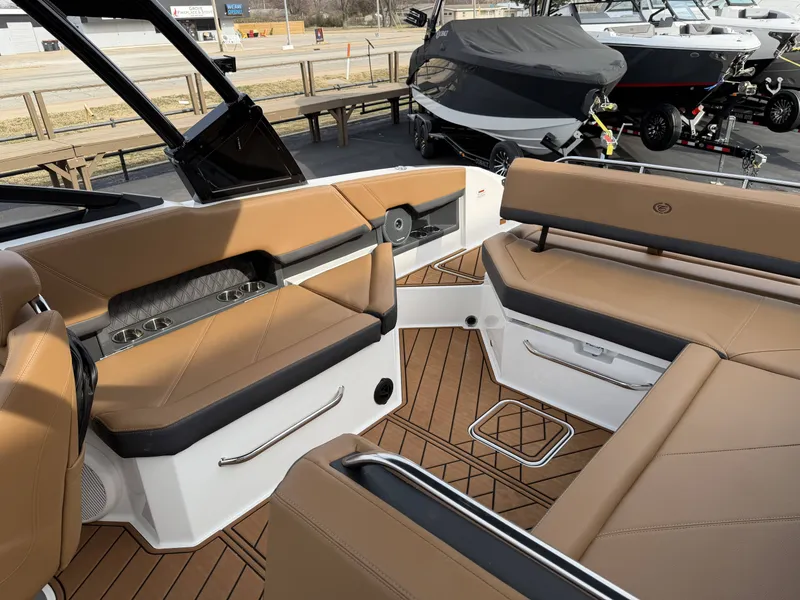 Slide: The Image of Cobalt R8 2026 - 14