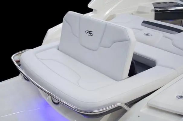 Slide: The Image of Monterey 328 Super Sport 2011 - 6