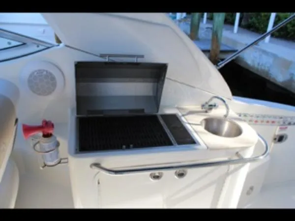 Slide: The Image of Sea Ray 270 Sundancer 2009 - 5