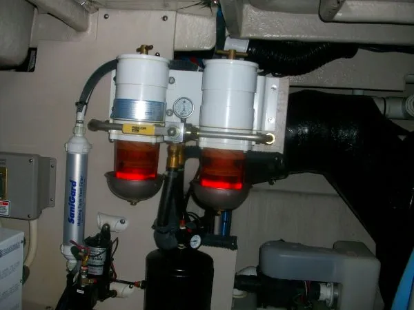 Slide: The Image of Sea Ray Sundancer 2005 - 11