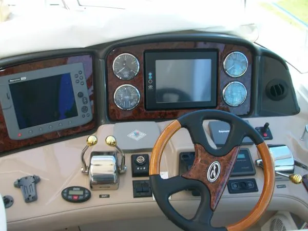 Slide: The Image of Sea Ray Sundancer 2005 - 4