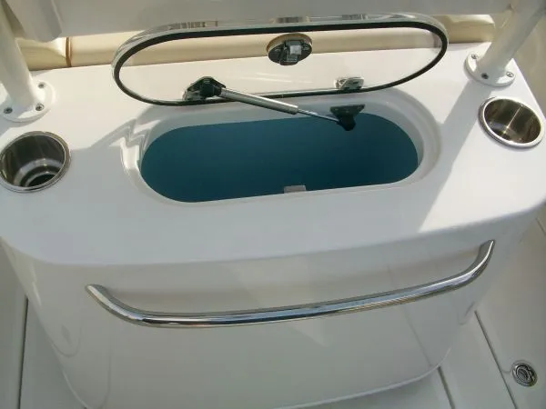 Slide: The Image of Chris-Craft Catalina 2008 - 9