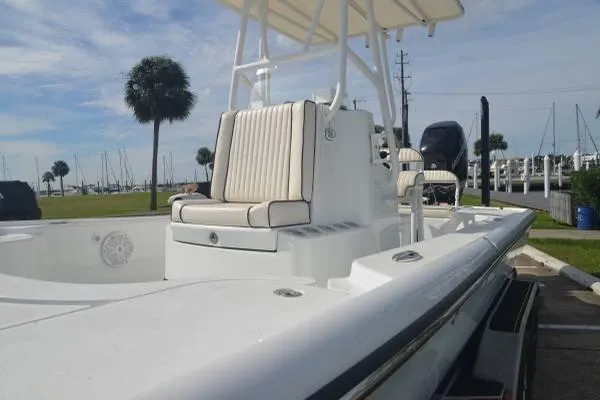 Slide: The Image of Yellowfin 24 Center Console 2008 - 7