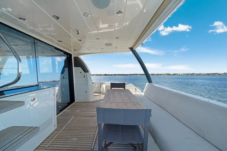 Slide: The Image of 2019 Prestige 630 - Image 11 - 11