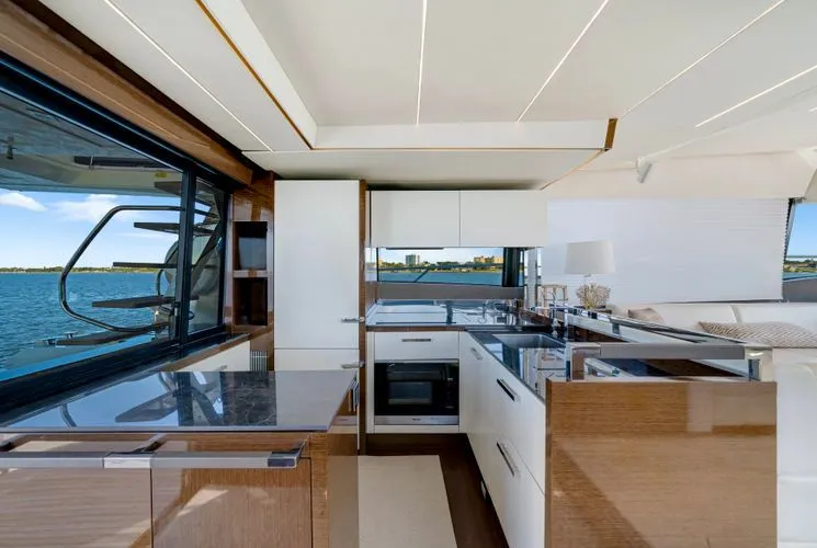 Slide: The Image of 2019 Prestige 630 - Image 14 - 14