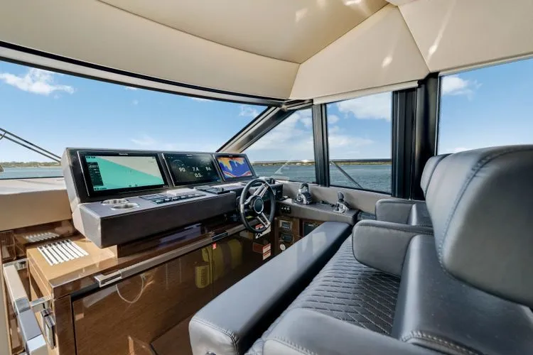 Slide: The Image of 2019 Prestige 630 - Image 22 - 22