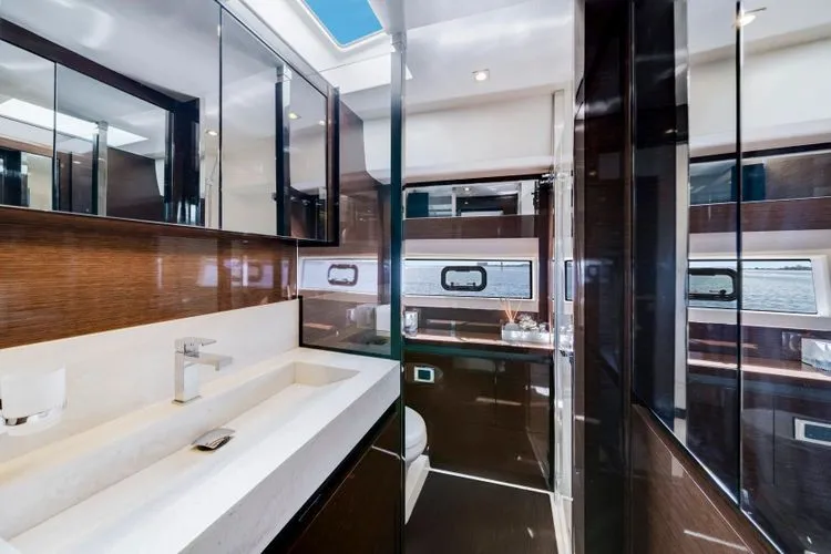 Slide: The Image of 2019 Prestige 630 - Image 35 - 35