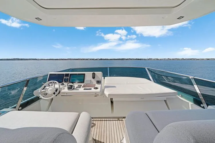 Slide: The Image of 2019 Prestige 630 - Image 43 - 43