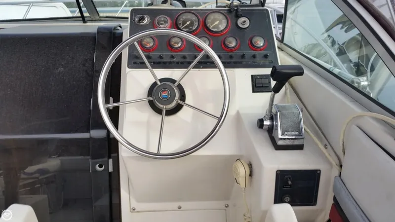 Slide: The Image of Wellcraft 2600 Coastal 1989 - 9