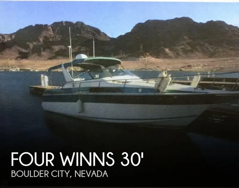 Slide: The Image of Four Winns 315 Vista 1992 - 0