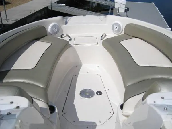 Slide: The Image of Sea Ray 240 Sundeck 2005 - 5
