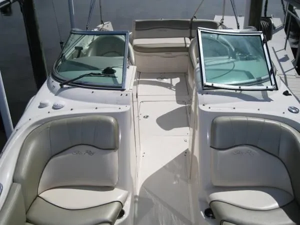 Slide: The Image of Sea Ray 240 Sundeck 2005 - 6
