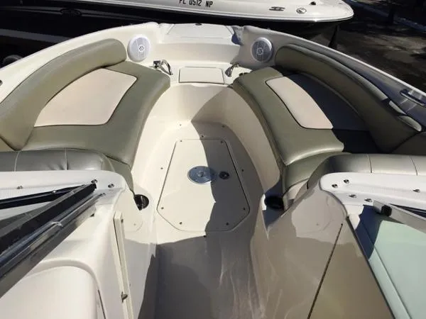 Slide: The Image of Sea Ray 240 Sundeck 2005 - 3