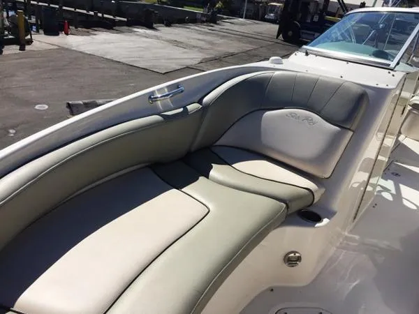 Slide: The Image of Sea Ray 240 Sundeck 2005 - 4